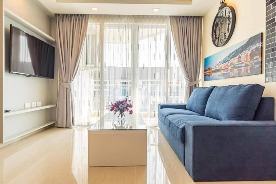 Grand Avenue By Fantasea Beach Pattaya Esterno foto