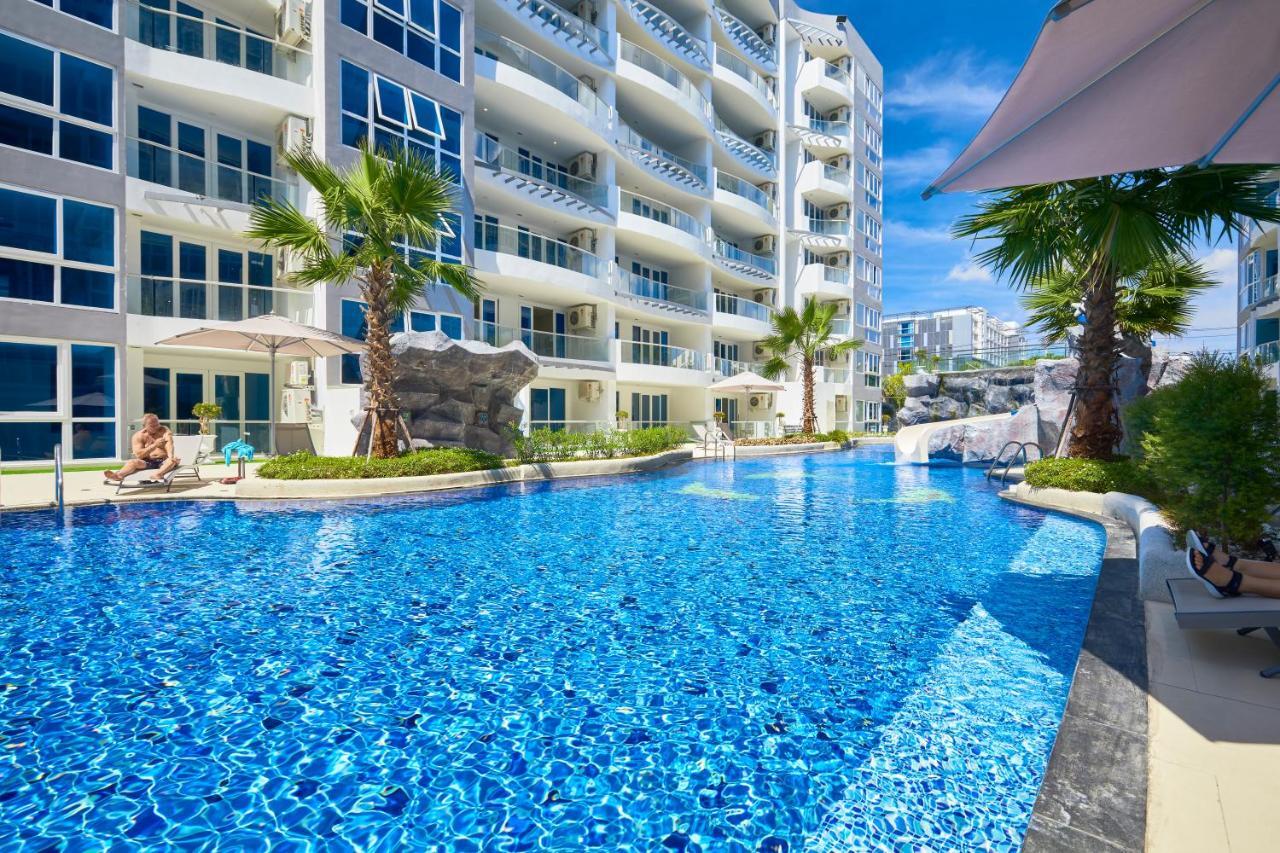 Grand Avenue By Fantasea Beach Pattaya Esterno foto