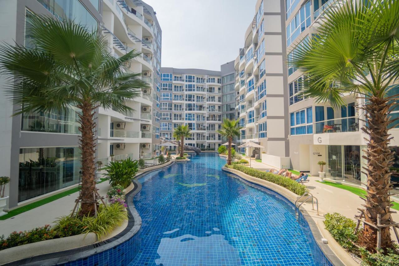 Grand Avenue By Fantasea Beach Pattaya Esterno foto